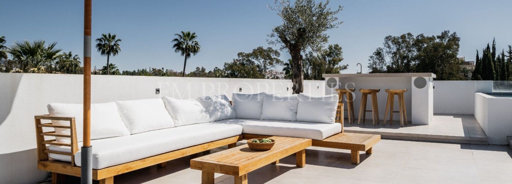 Villa  in Nueva Andalucia, Marbella