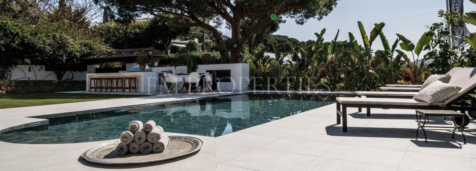 Villa  in Hacienda las Chapas, Marbella East, Marbella