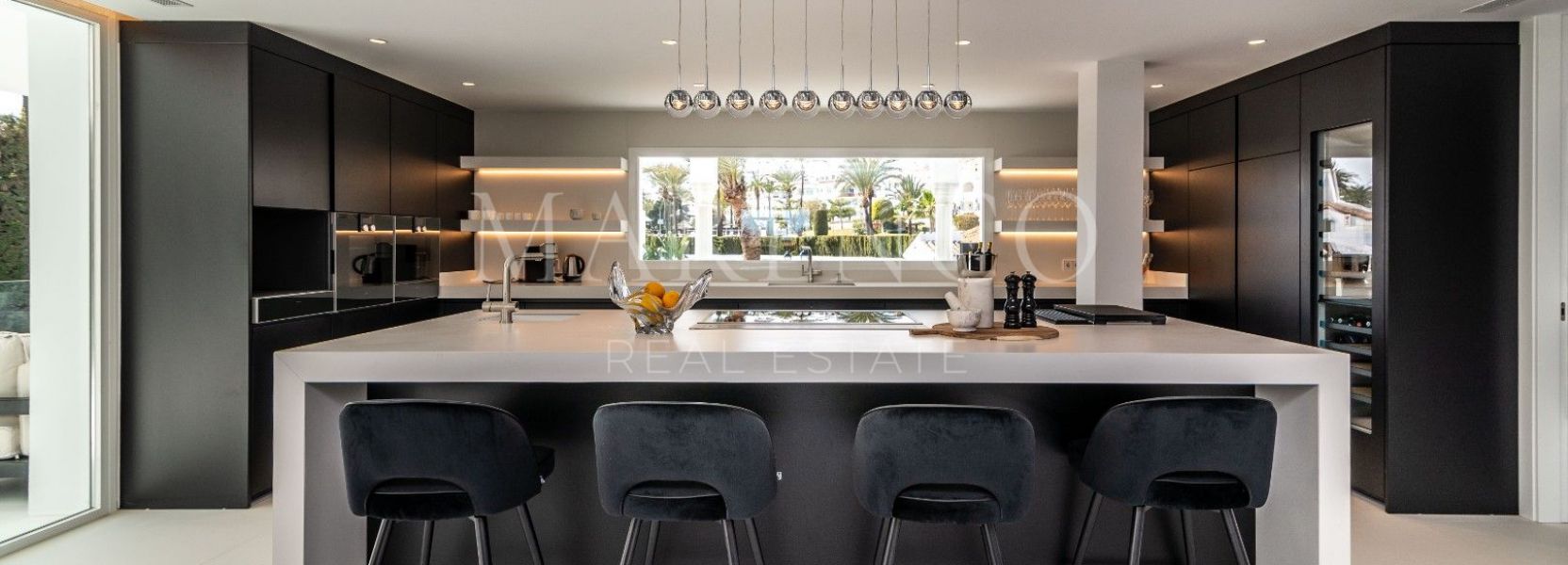 Villa  in Nueva Andalucia, Marbella