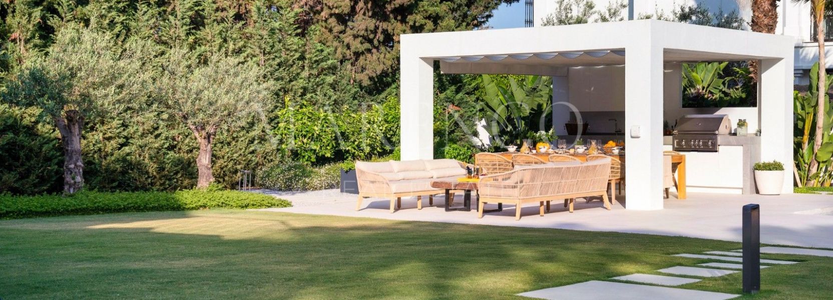 Villa  in Nueva Andalucia, Marbella