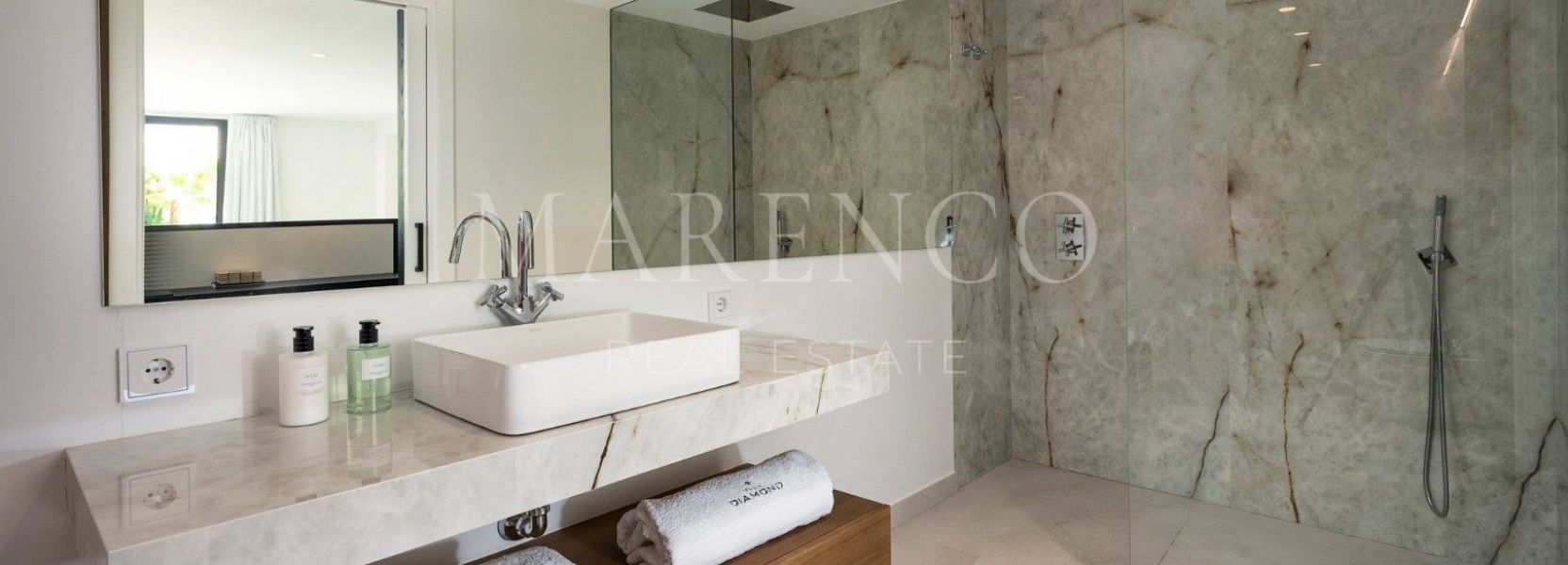 Villa  in Nueva Andalucia, Marbella