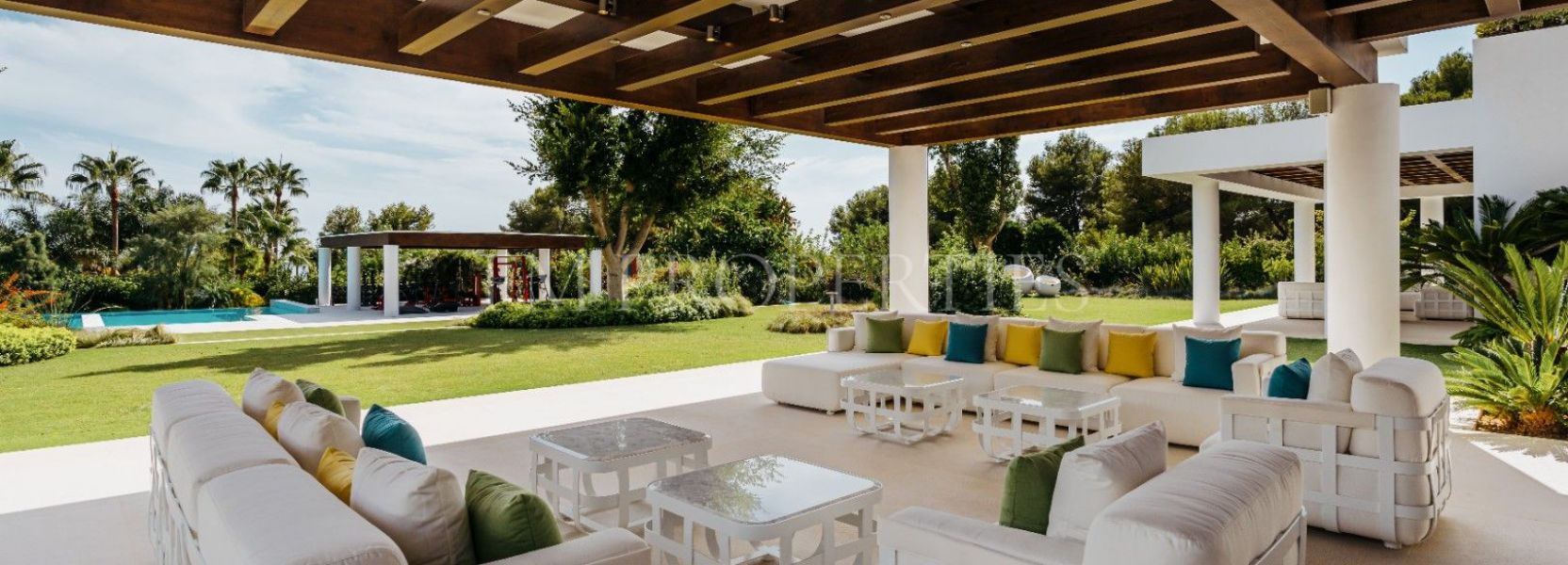 Villa  in Marbella Golden Mile, Marbella