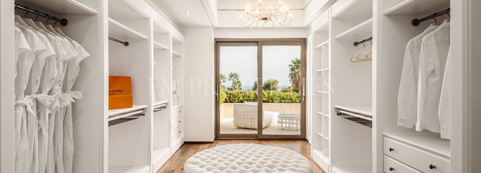 Villa  in Marbella Golden Mile, Marbella
