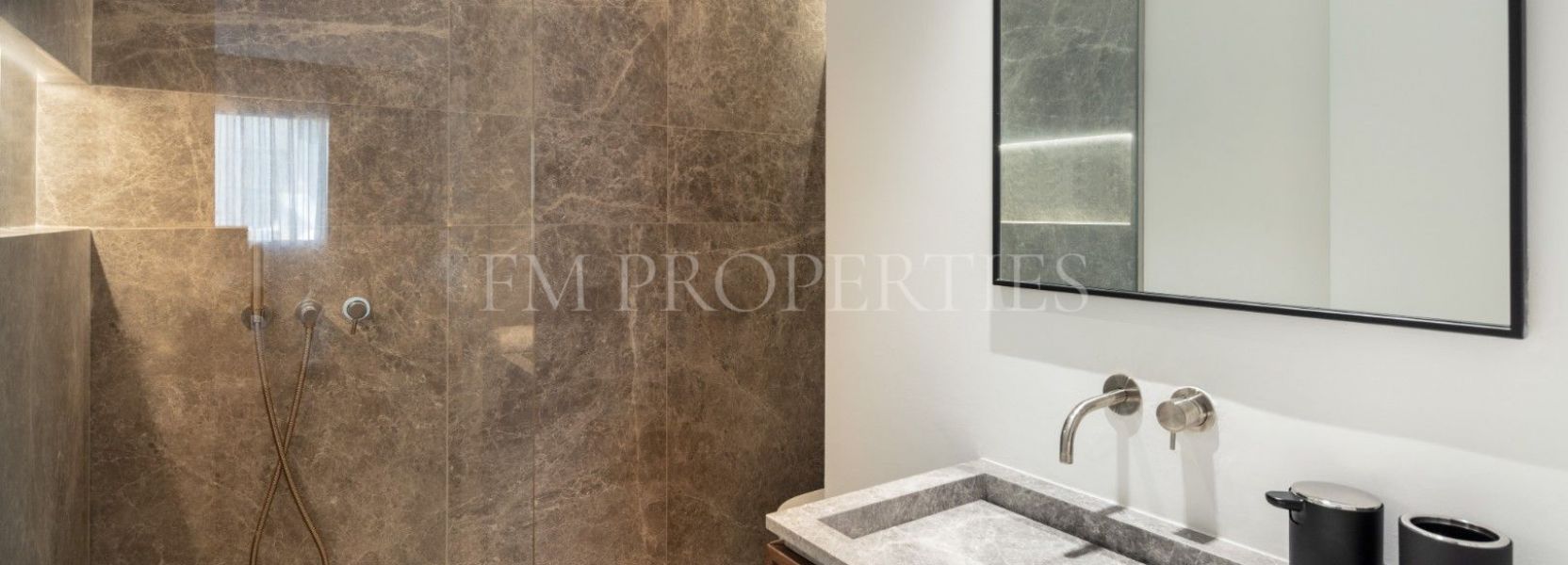 Apartment  in Marina Puente Romano, Marbella Golden Mile, Marbella