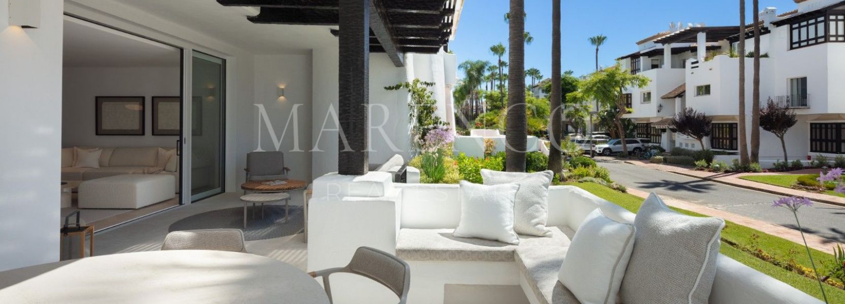 Apartment  in Marina Puente Romano, Marbella Golden Mile, Marbella
