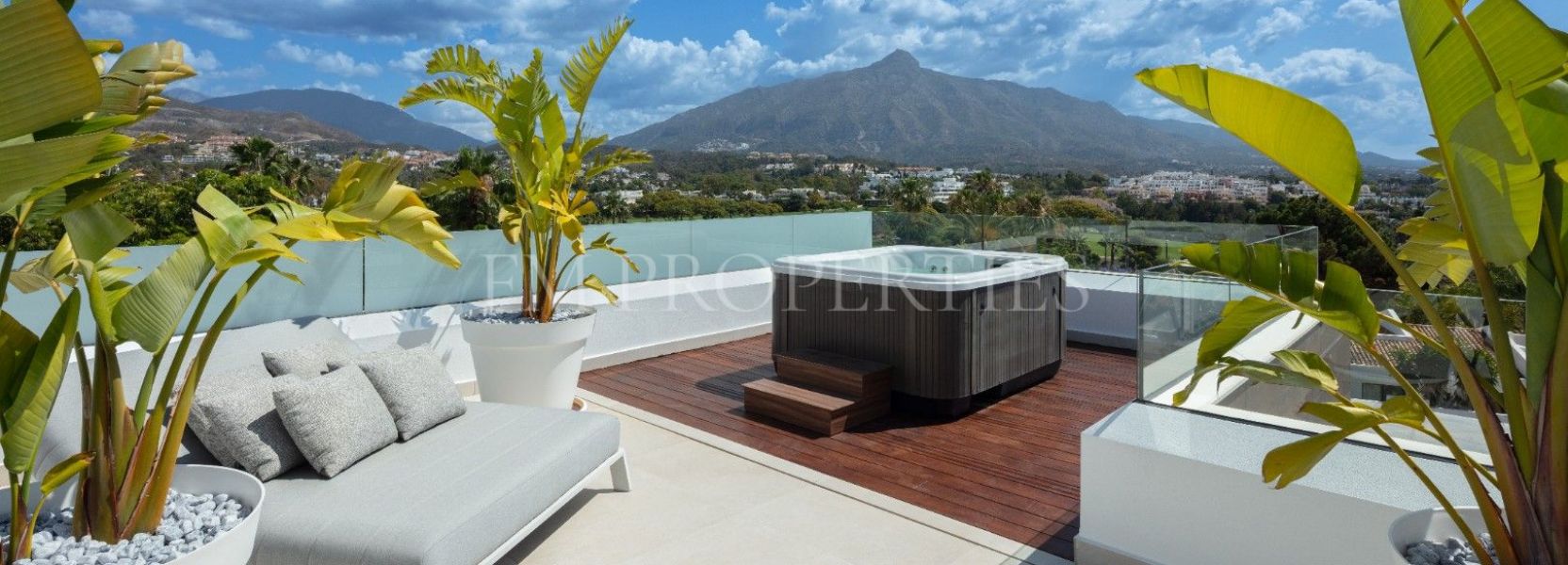 Villa  à Nueva Andalucia, Marbella