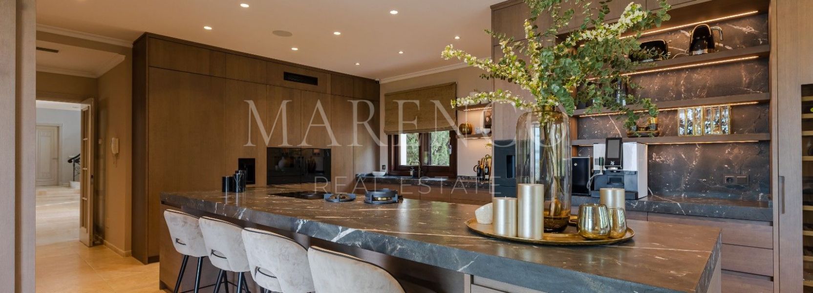 Villa  en El Herrojo, Benahavis