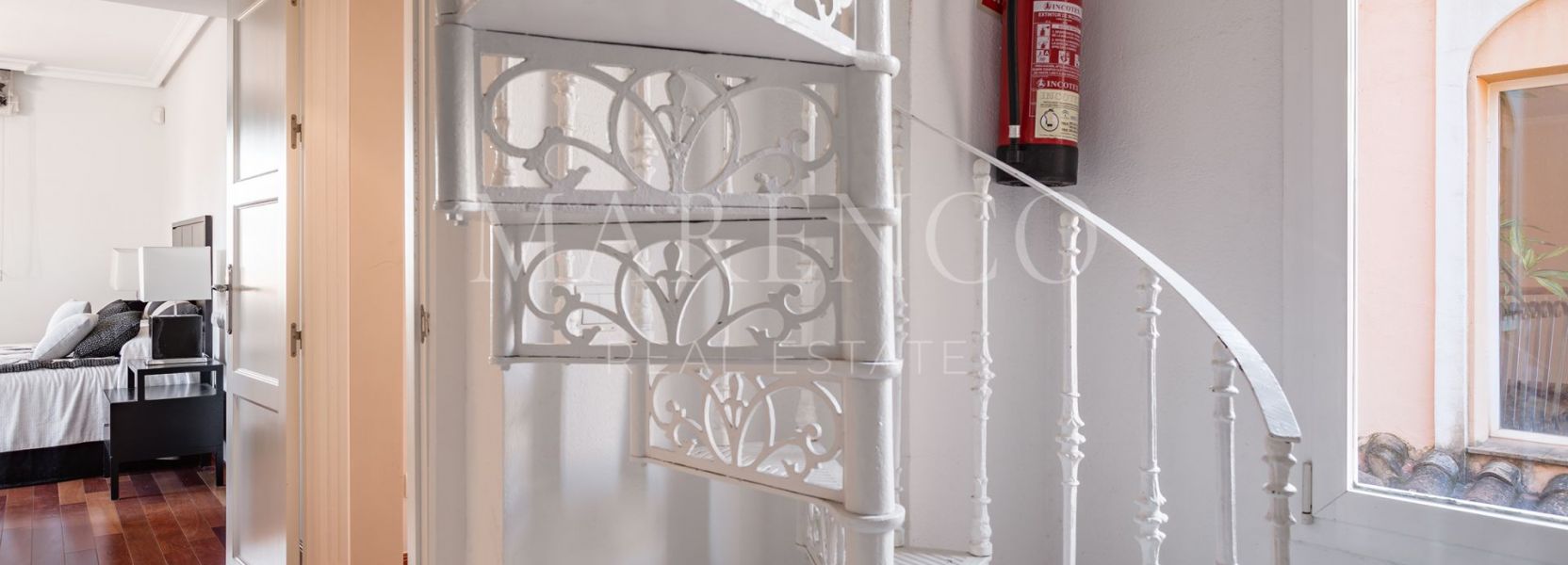 Villa  en Hacienda Beach, Estepona Este, Estepona