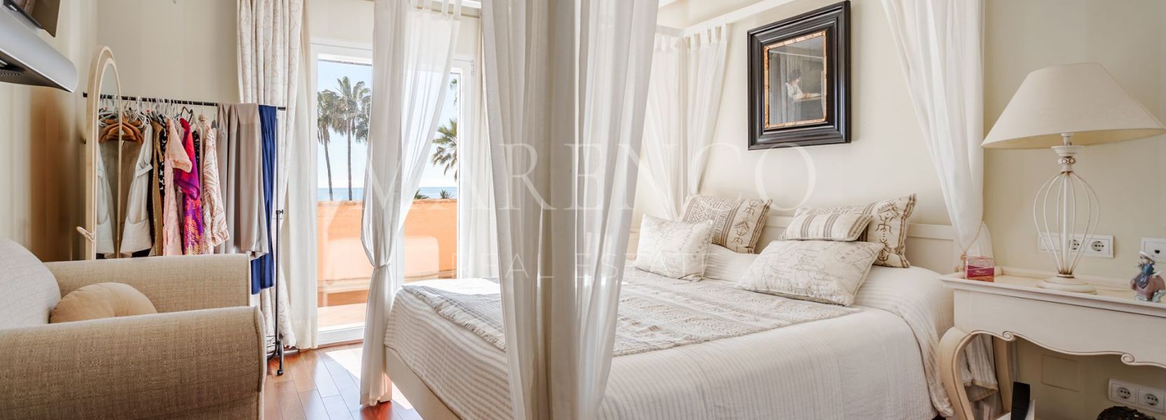 Villa  en Hacienda Beach, Estepona Este, Estepona