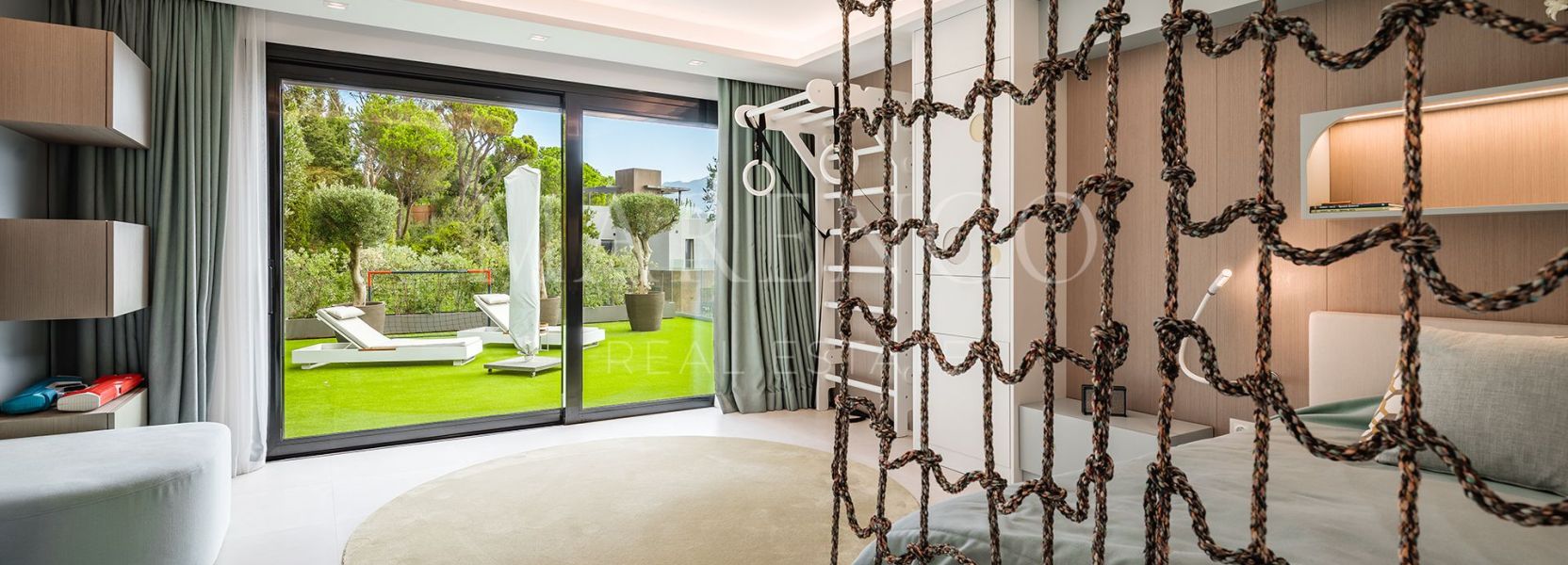 Villa in El Madroñal, Benahavis