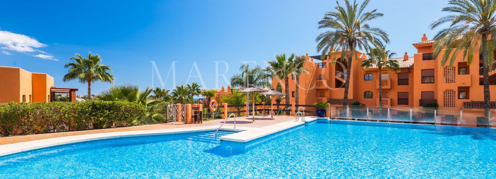 Appartement begane grond  in Benahavis