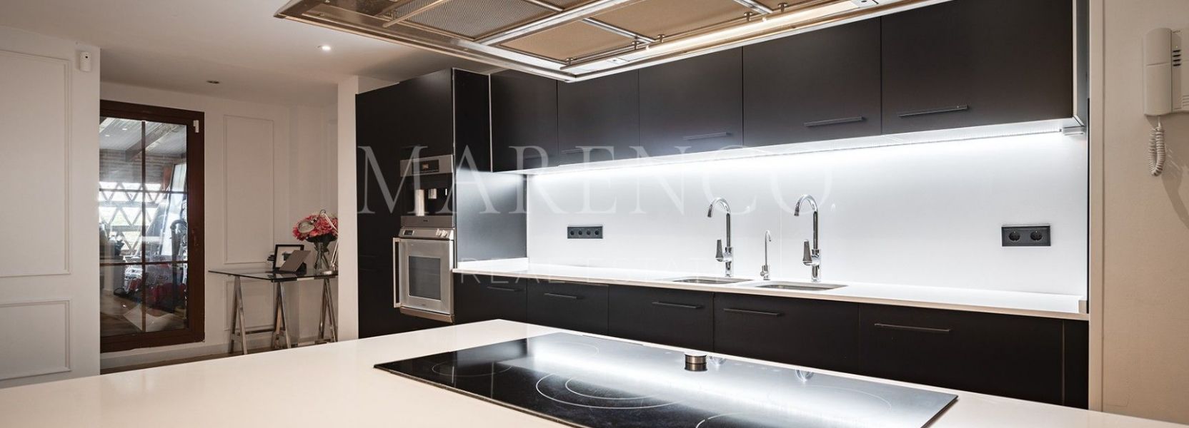 Appartement begane grond  in Benahavis