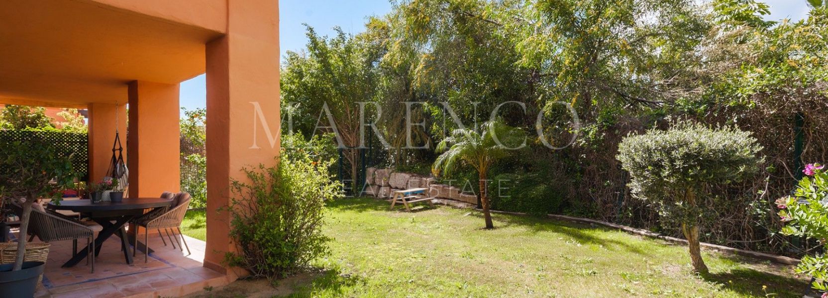 Appartement begane grond  in Benahavis