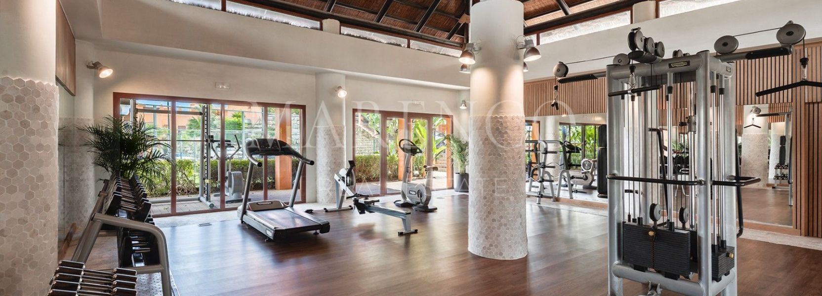 Appartement begane grond  in Benahavis