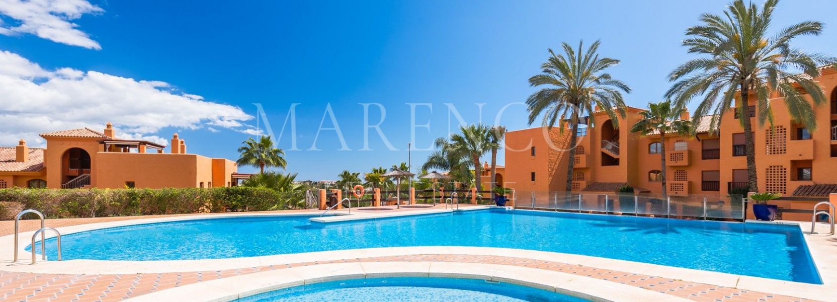 Appartement begane grond  in Benahavis