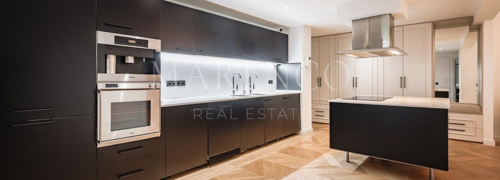 Appartement begane grond  in Benahavis