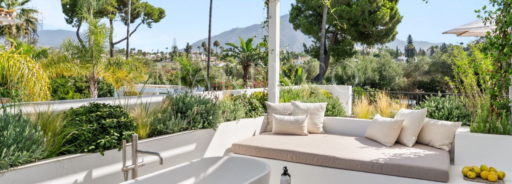 Villa  in Nueva Andalucia, Marbella