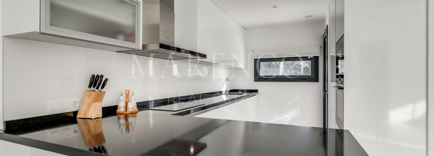 Adosado  en Bel Air, Estepona Este, Estepona