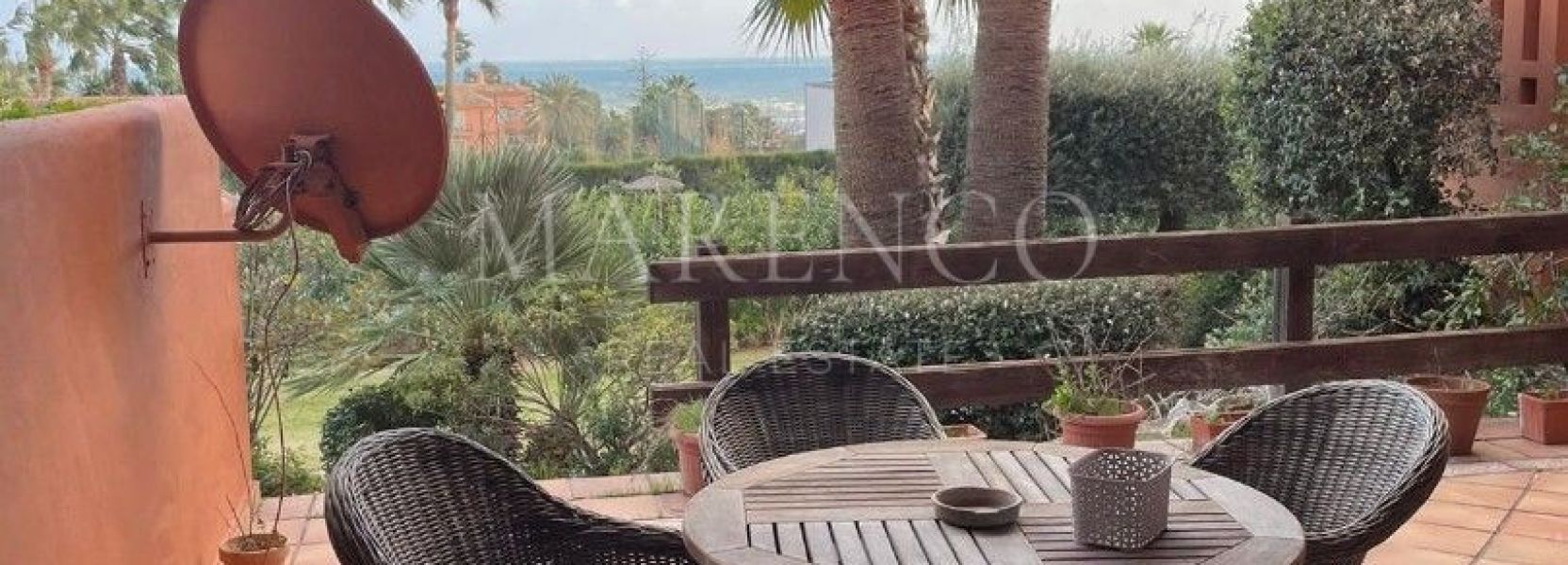 Appartement rez de chaussée à Buenas Noches, Estepona Ouest, Estepona