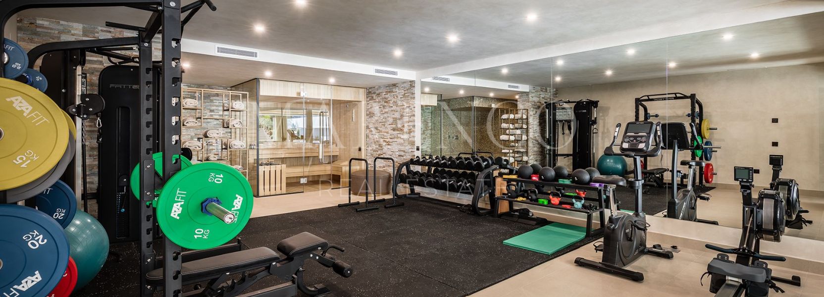 Villa in Reyes y Reinas, Sotogrande Costa, Sotogrande