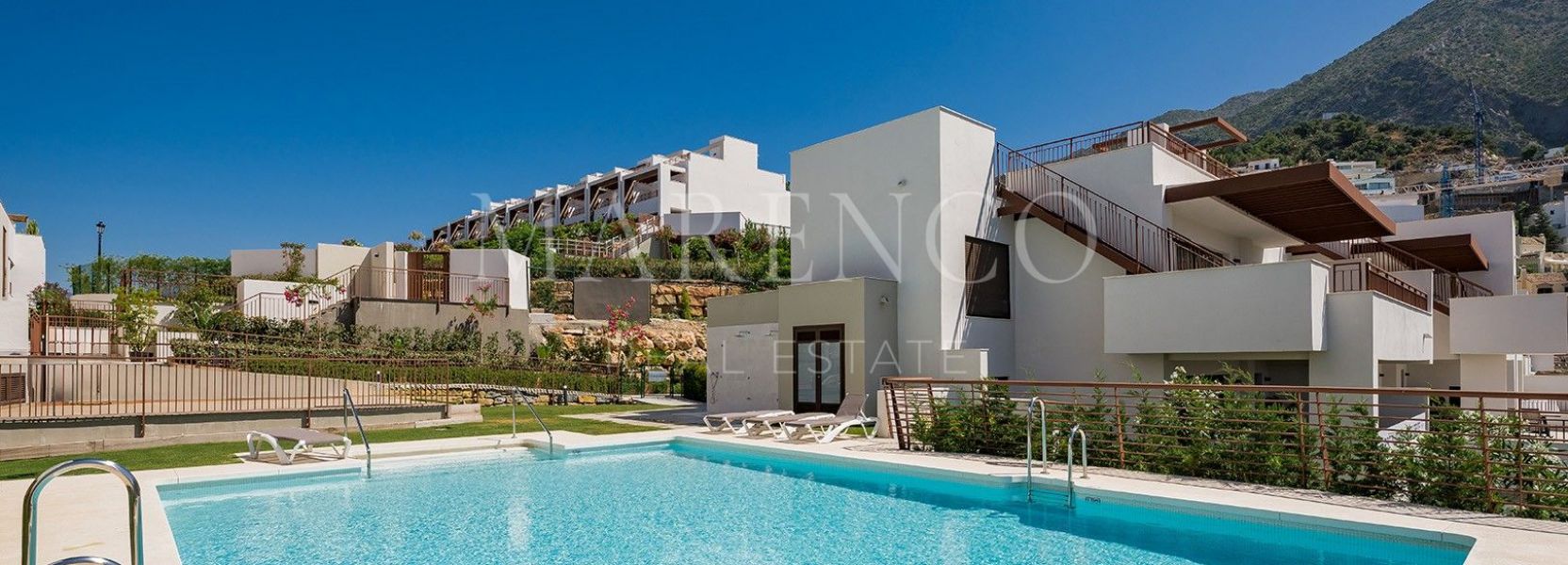 Atico Duplex  en Almazara Hills, Istan