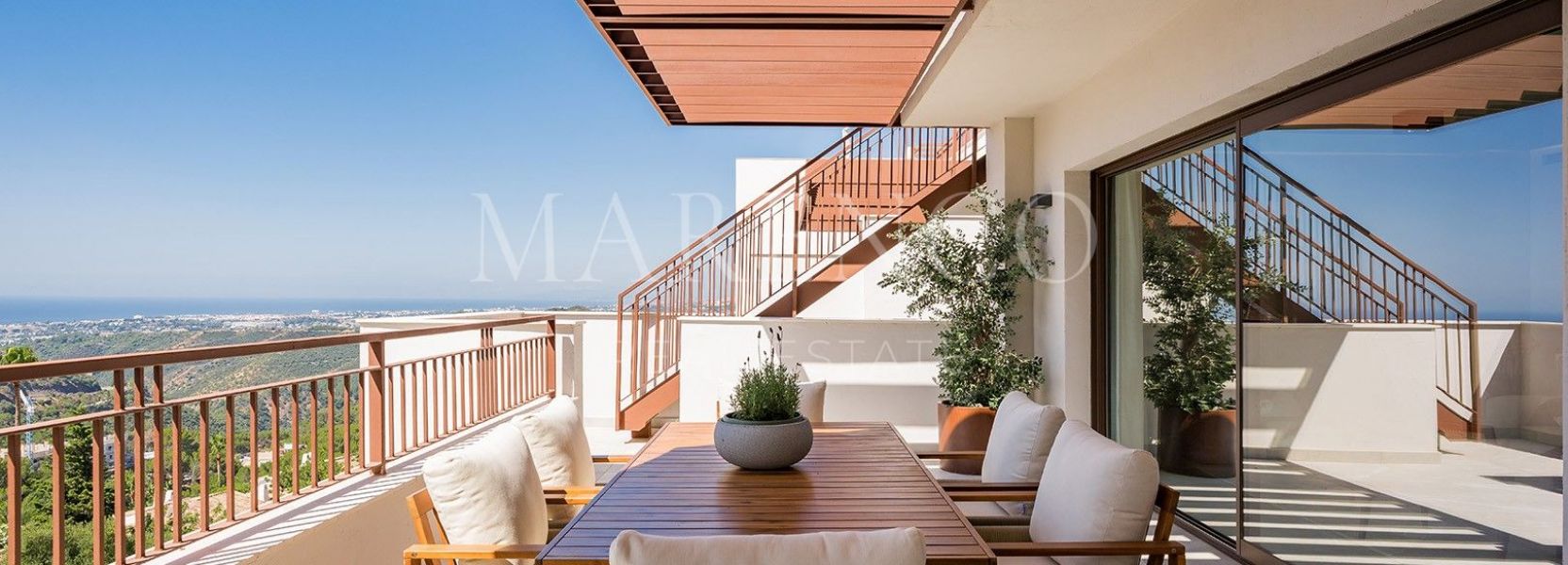 Atico Duplex  en Almazara Hills, Istan