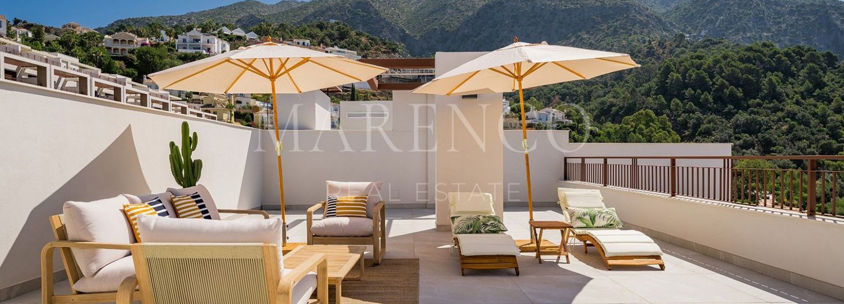 Atico Duplex  en Almazara Hills, Istan