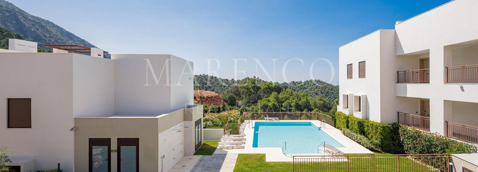 Atico Duplex  en Almazara Hills, Istan