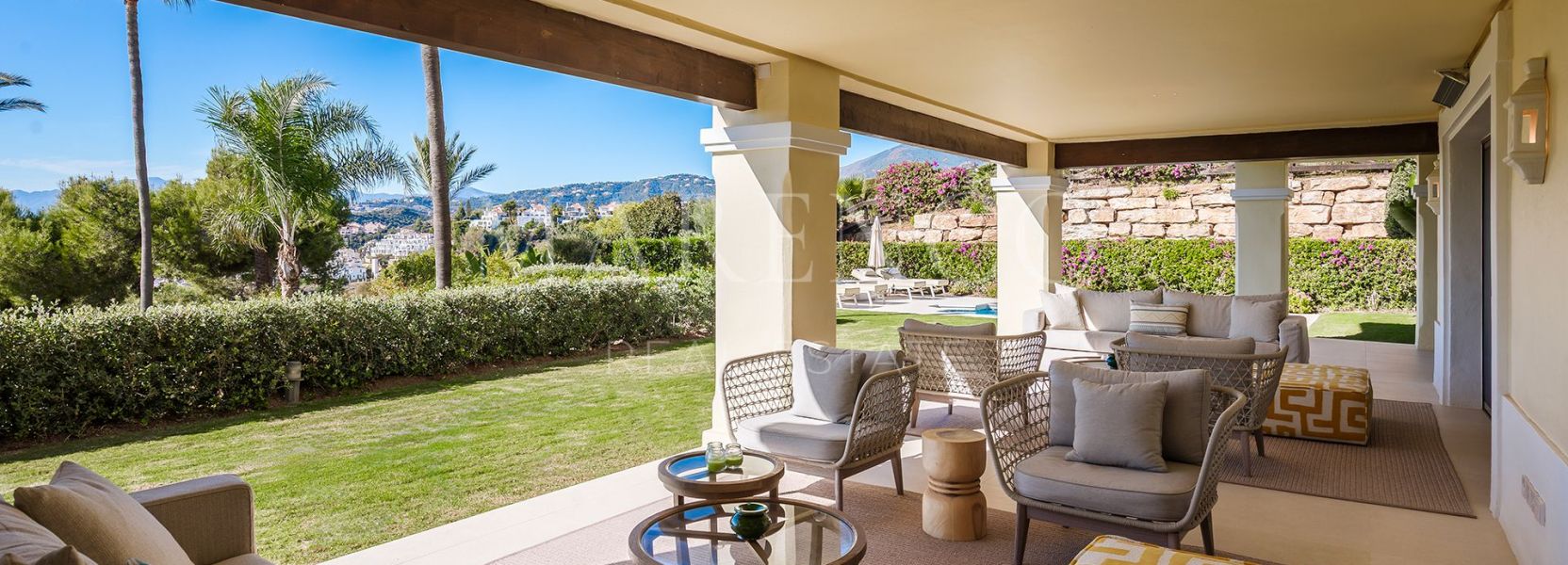 Apartamento Planta Baja  en Nueva Andalucia, Marbella