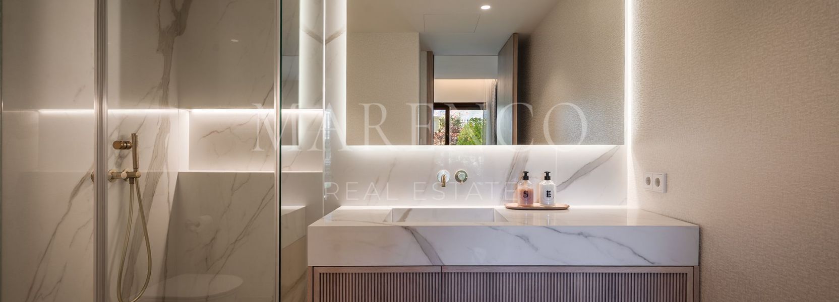 Apartamento Planta Baja  en Nueva Andalucia, Marbella