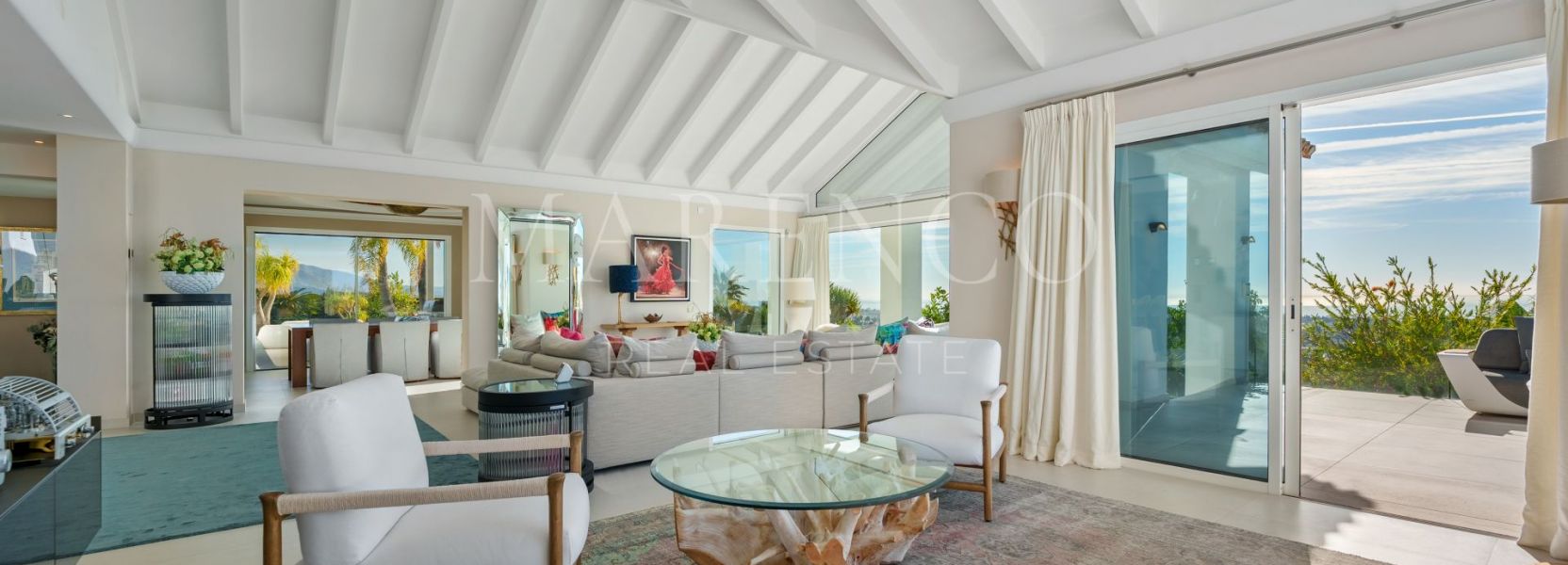 Villa  in Puerto del Almendro, Benahavis