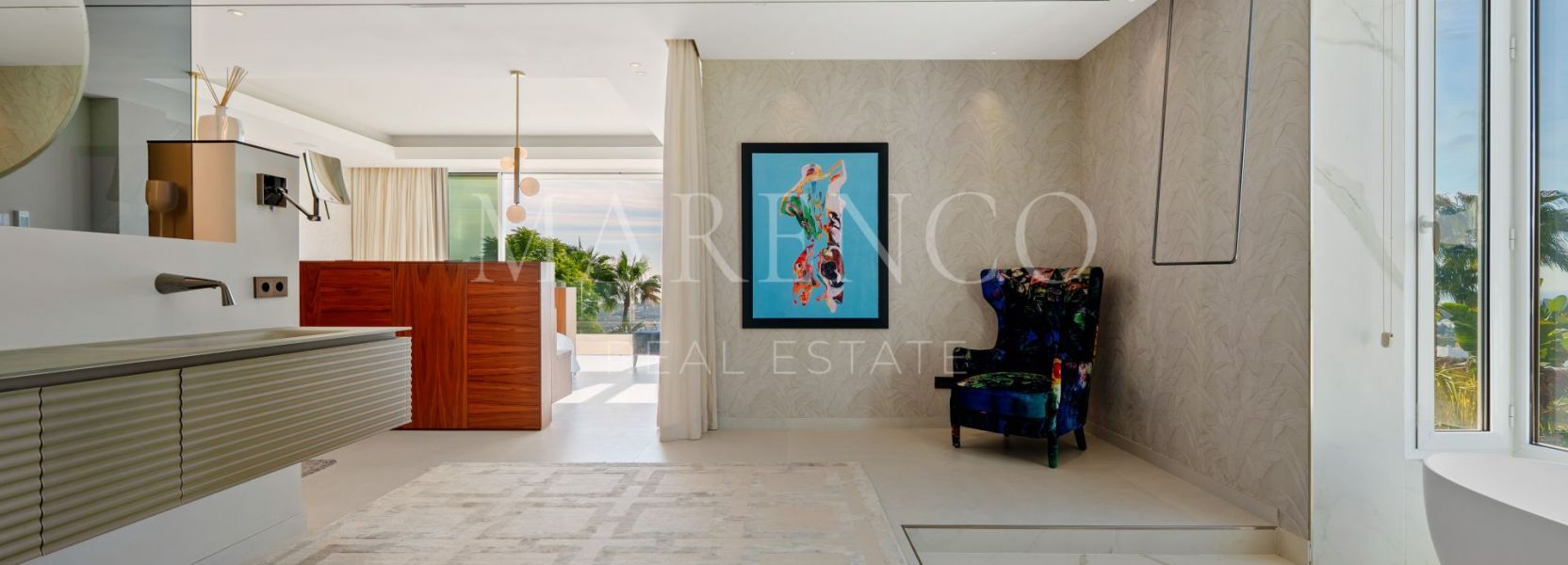 Villa  in Puerto del Almendro, Benahavis