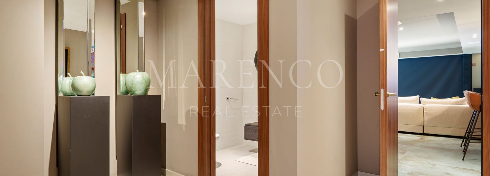 Villa  in Puerto del Almendro, Benahavis