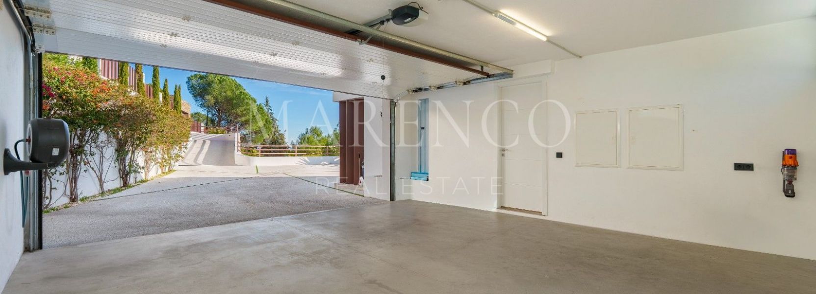 Villa in El Madroñal, Benahavis