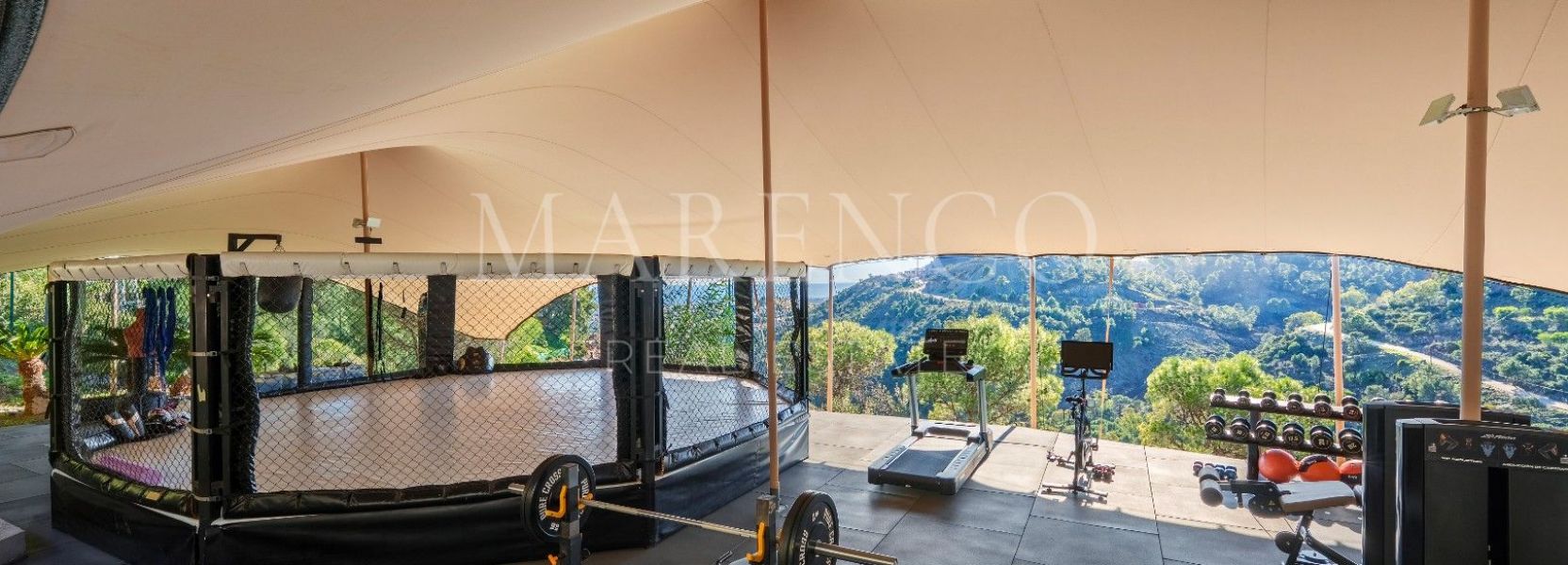 Villa in El Madroñal, Benahavis