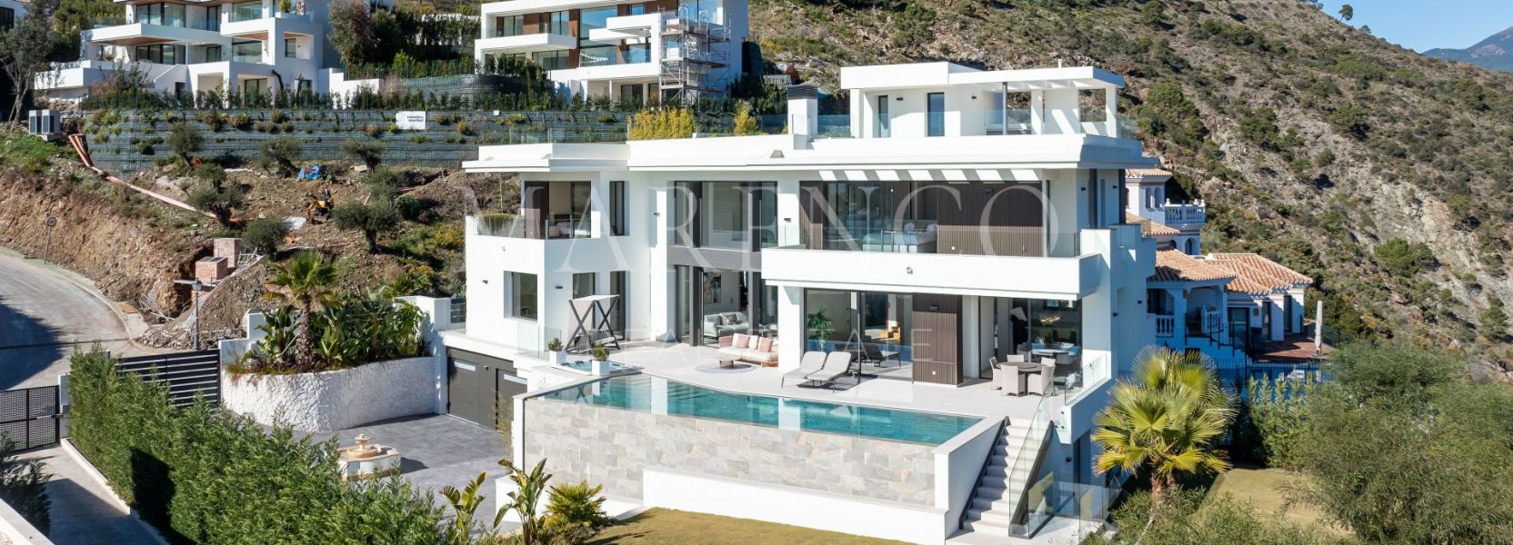 Villa in Lomas de La Quinta, Benahavis
