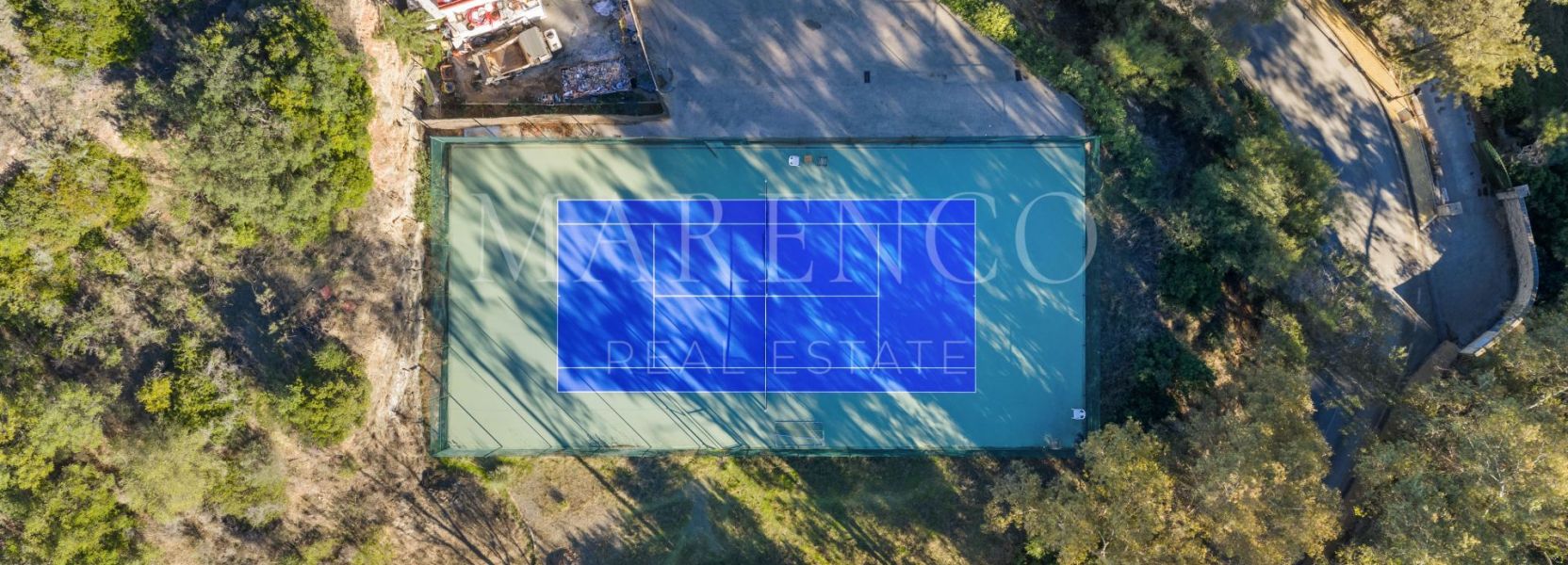 Apartamento  en Los Almendros, Benahavis