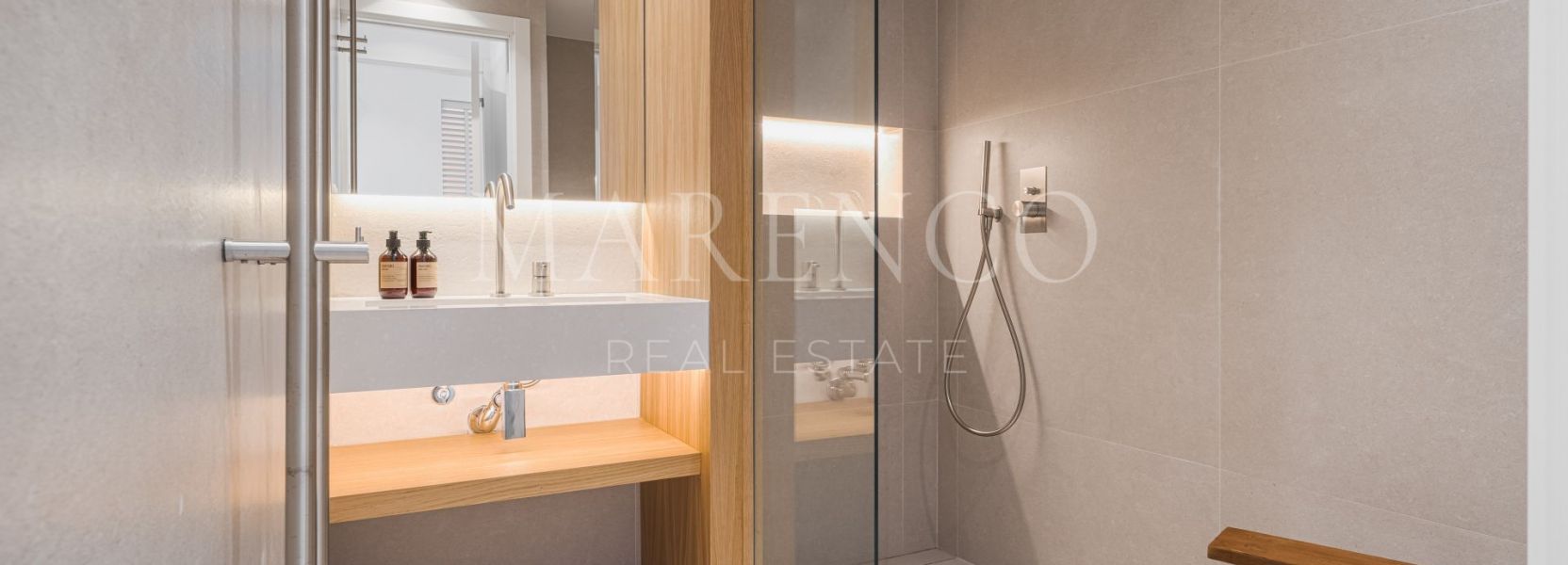 Appartement  in La Cerquilla, Nueva Andalucia, Marbella