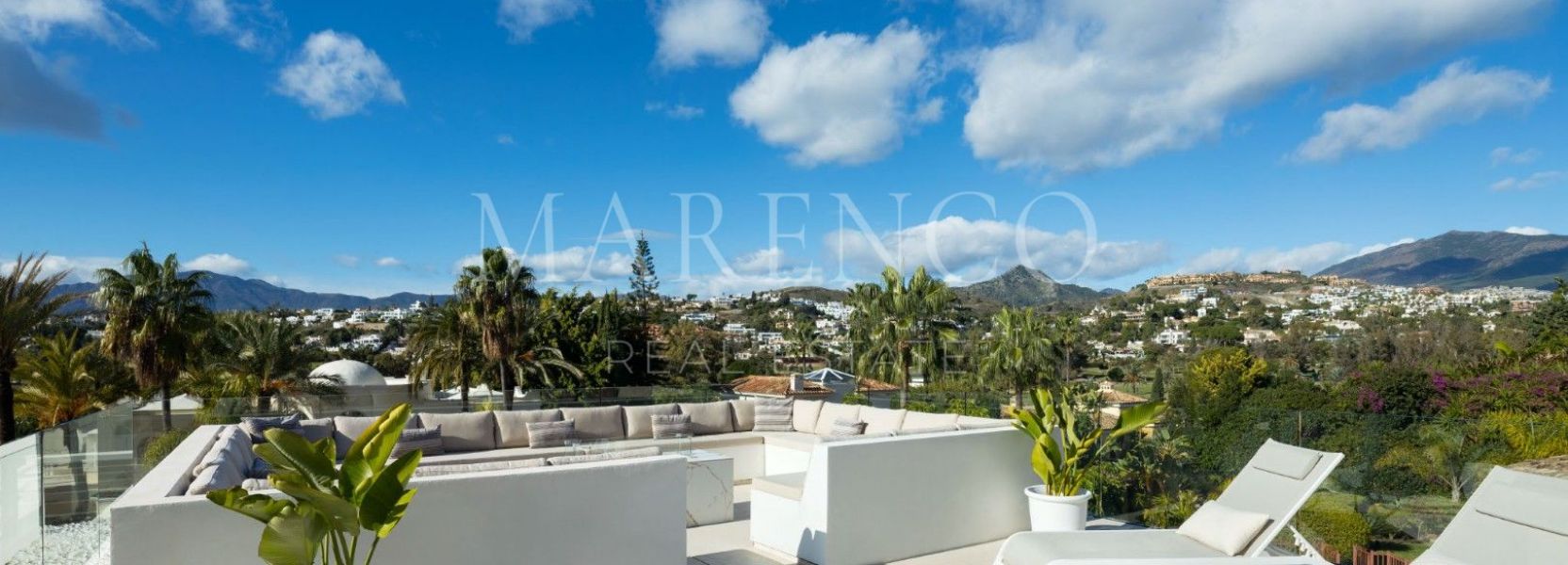 Villa  à El Paraiso, Estepona Est, Estepona