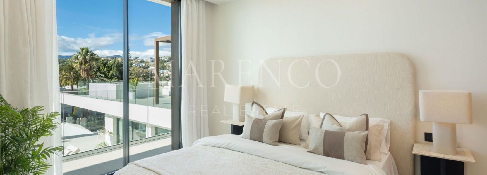 Villa  à El Paraiso, Estepona Est, Estepona