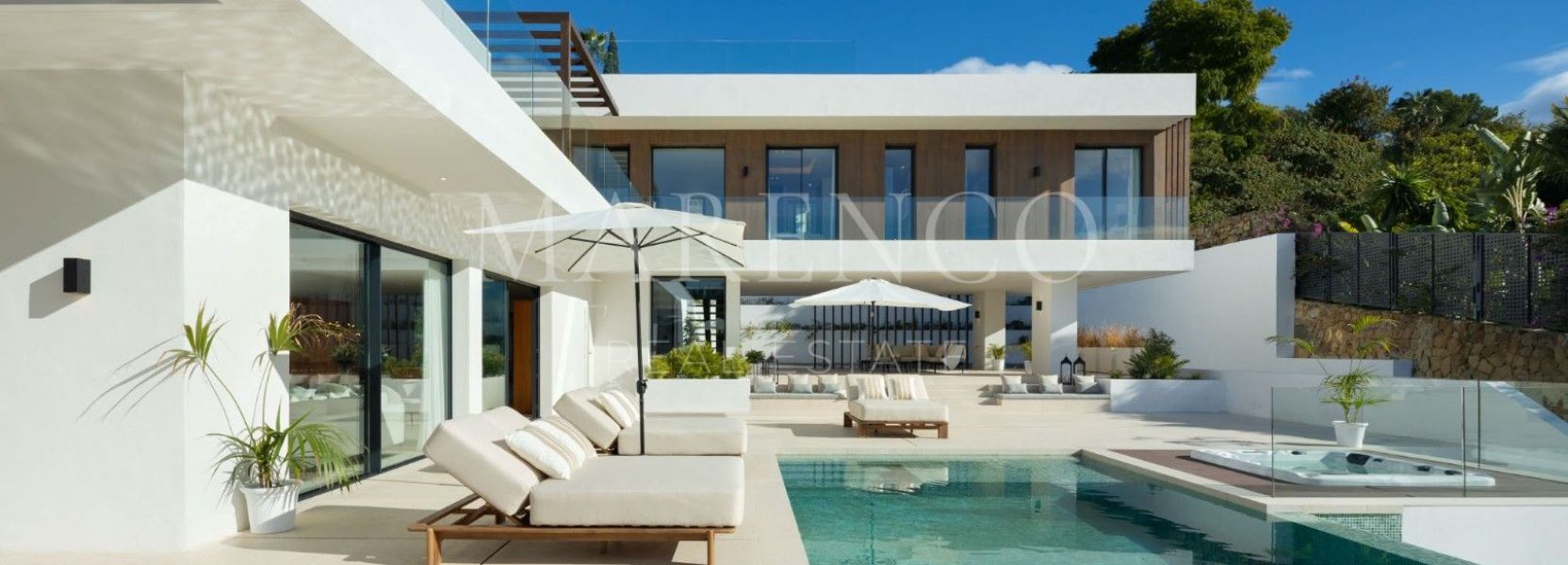 Villa  à El Paraiso, Estepona Est, Estepona