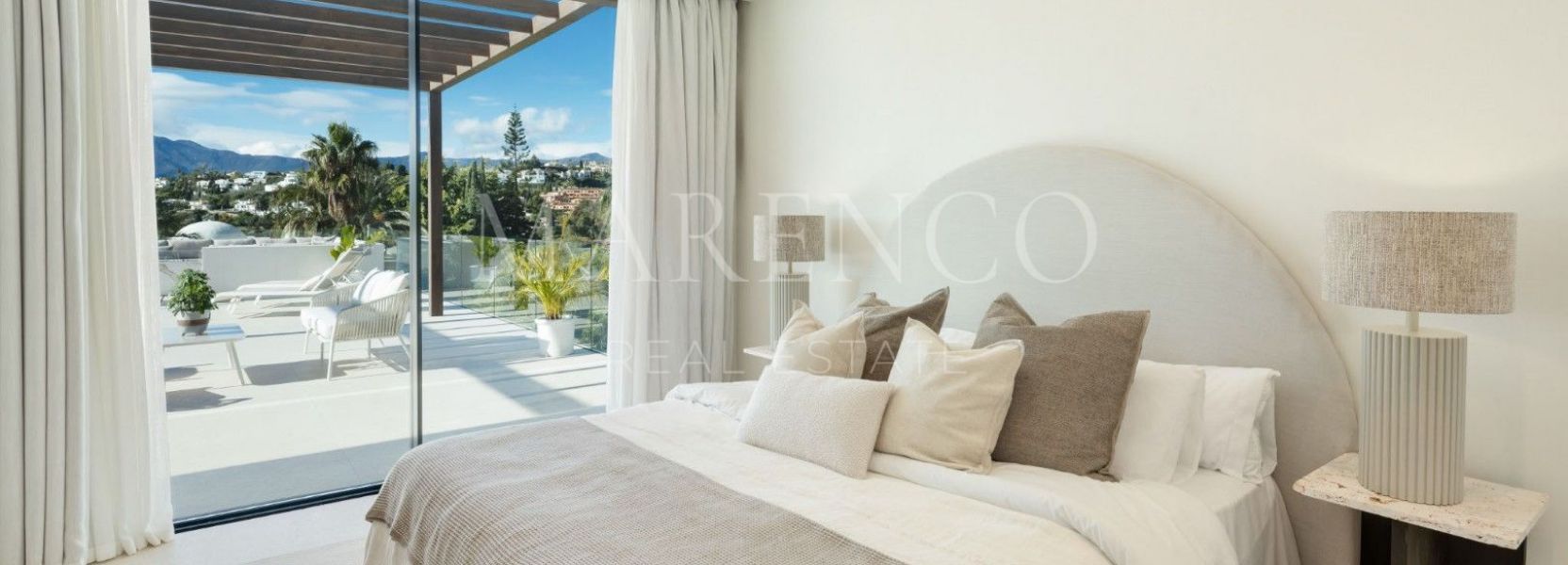 Villa  à El Paraiso, Estepona Est, Estepona