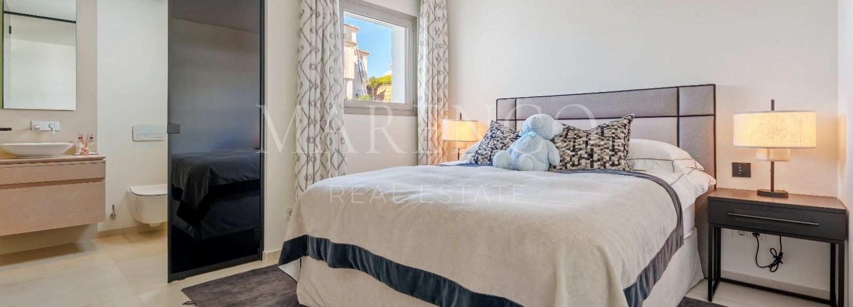 Zweistöckiges Penthouse  in Aloha, Nueva Andalucia, Marbella