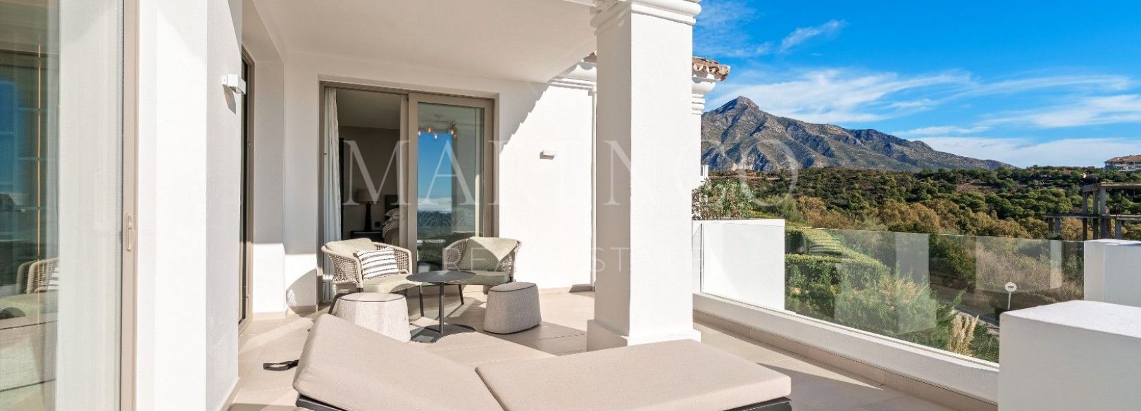 Zweistöckiges Penthouse  in Aloha, Nueva Andalucia, Marbella