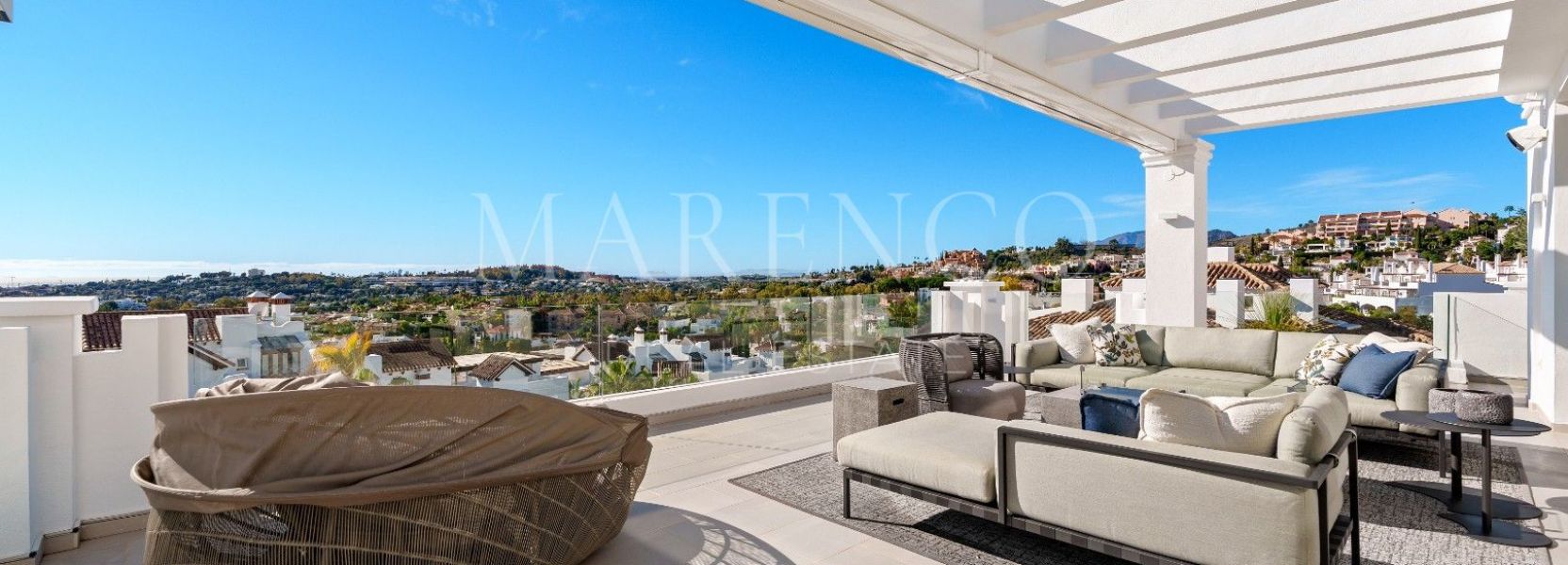 Zweistöckiges Penthouse  in Aloha, Nueva Andalucia, Marbella