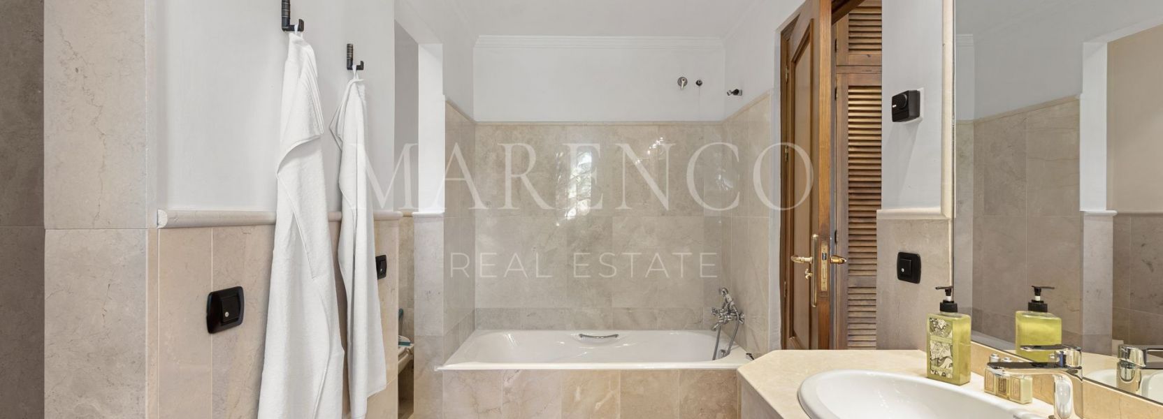 Villa  in El Madroñal, Benahavis