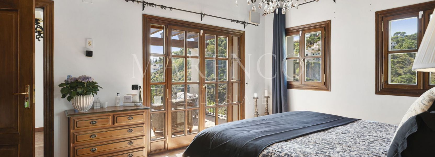 Villa  in El Madroñal, Benahavis