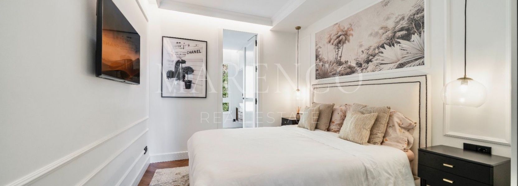 Penthouse  in Altos de La Quinta, Benahavis