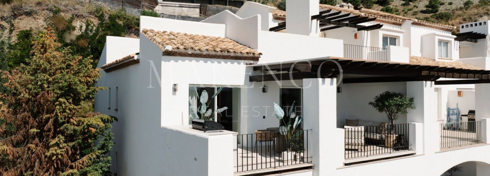 Penthouse  in Altos de La Quinta, Benahavis