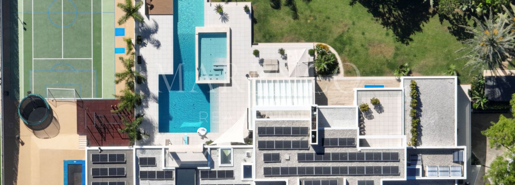 Villa  en El Paraiso, Estepona Este, Estepona